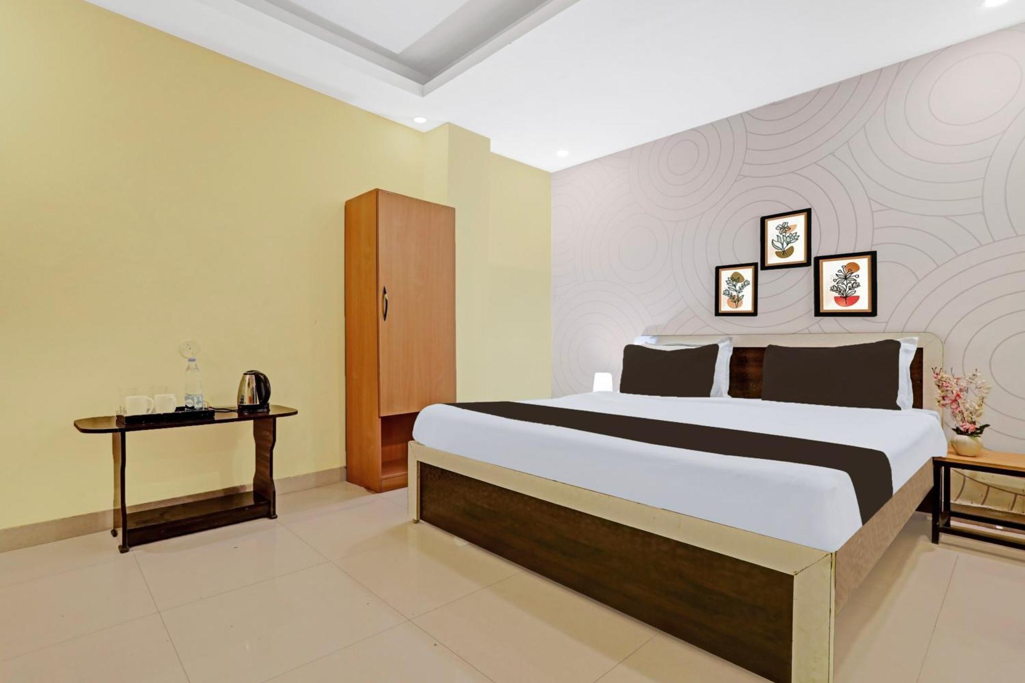 Super Hotel O Phulwarisharif Near Aiims Khagaul Bagian luar foto