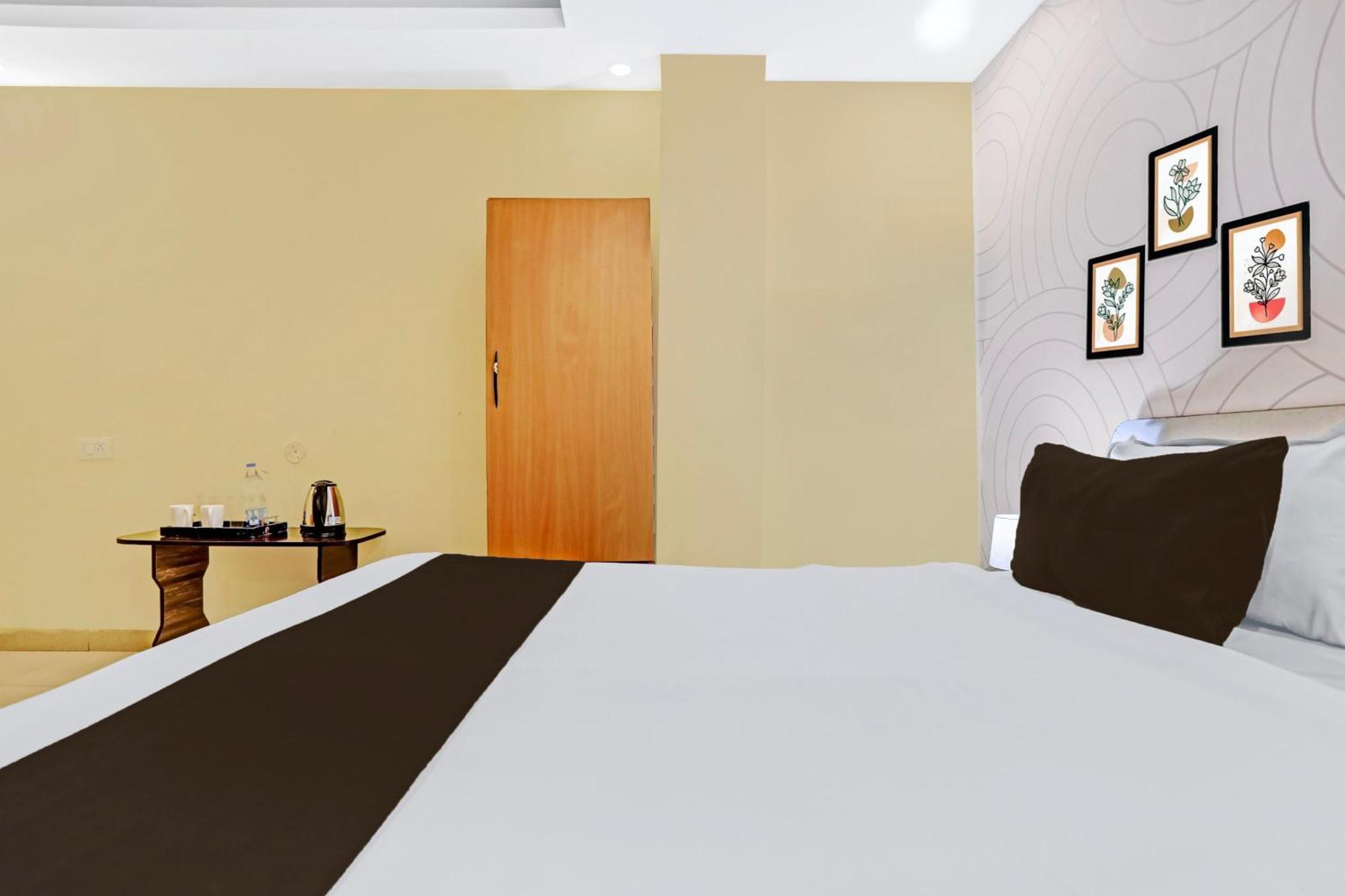 Super Hotel O Phulwarisharif Near Aiims Khagaul Bagian luar foto